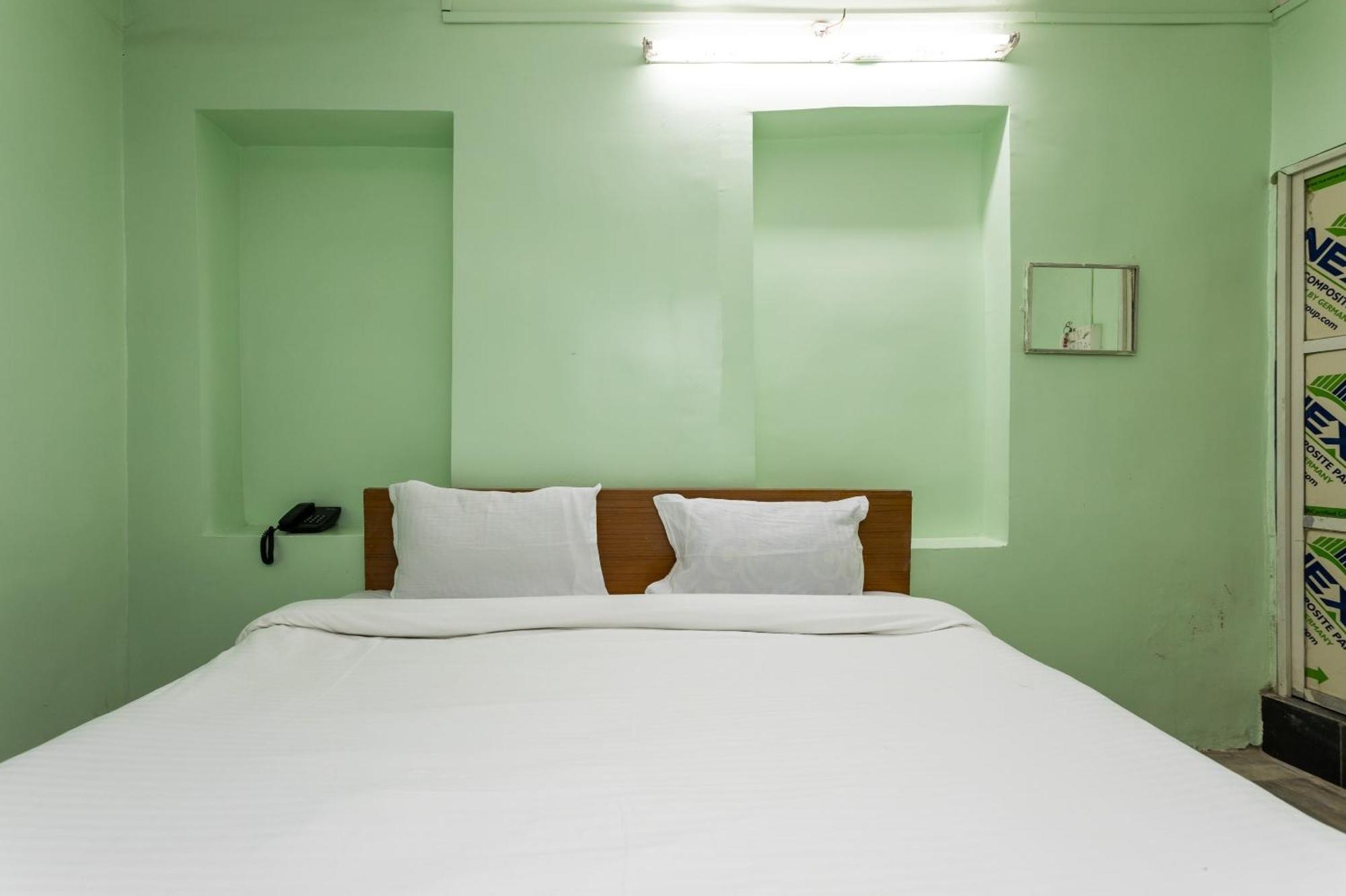 Spot On Hotel Sawera Indore Exterior photo